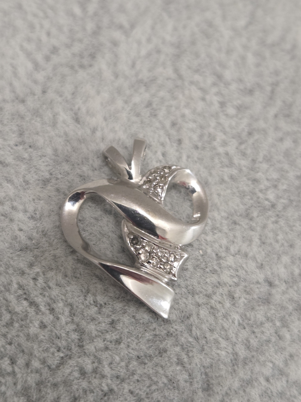 10K White Gold Diamond Heart Pendant Love Anniversary Birthday Gift Jewelry